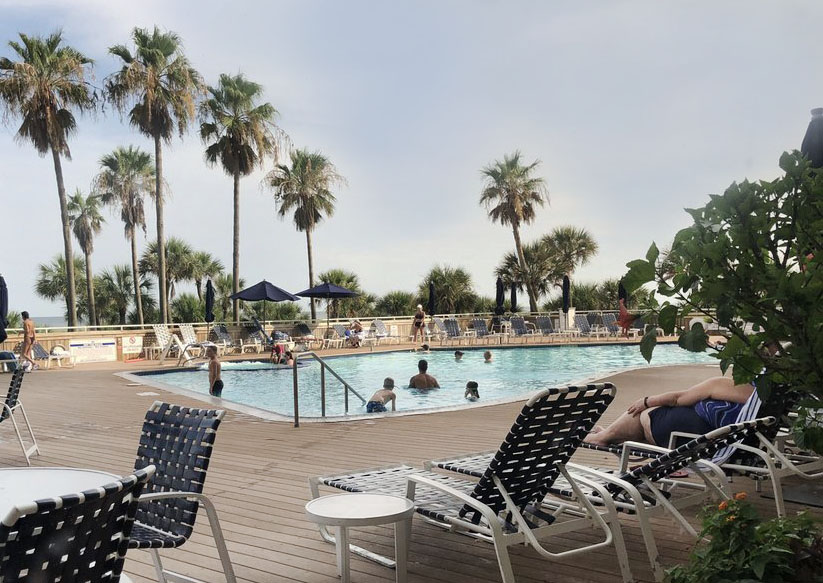 A retro mini fridge made to look like an SMEG refrigerator - Picture of  DoubleTree by Hilton Hotel Galveston Beach, Galveston Island - Tripadvisor