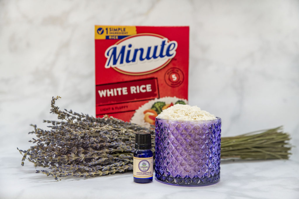 https://yelparticles.wpengine.com/wp-content/uploads/2021/09/cleaning-hacks-lavender-rice-smell-1024x683.jpg