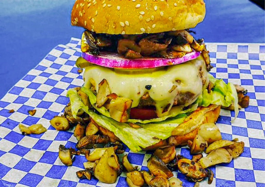 10 Best Burgers In America According to Yelp Reviewers