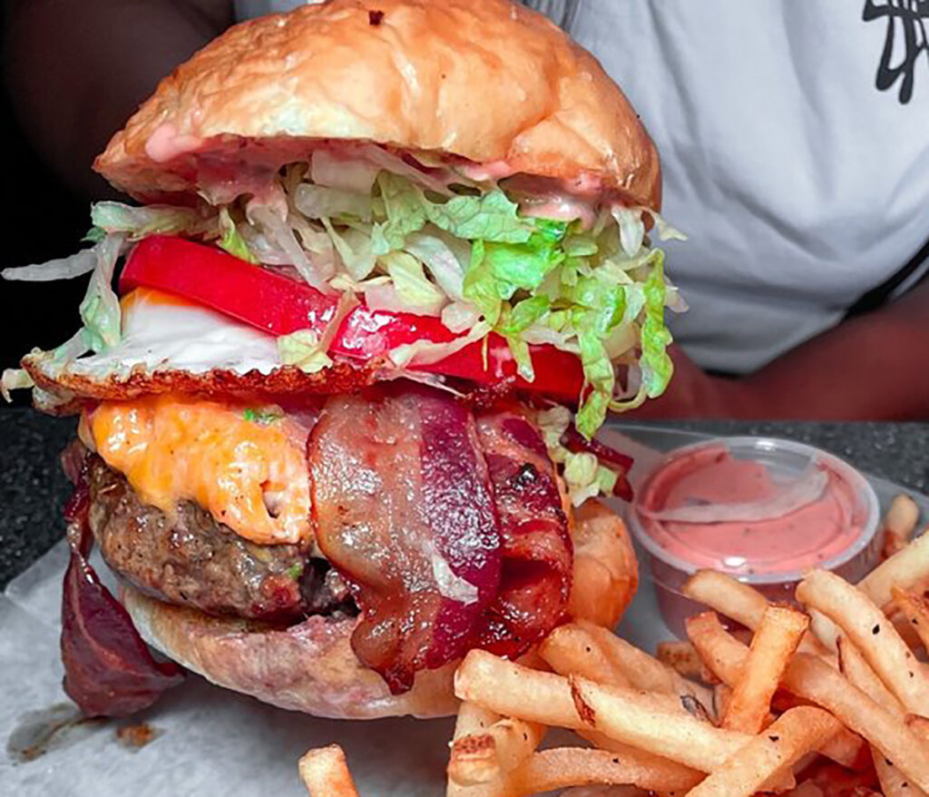 10 Best Burgers In America According to Yelp Reviewers
